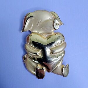 JJ Jonette Crying Pig Brooch Holding Heart Gold Tone Vintage 1980’s